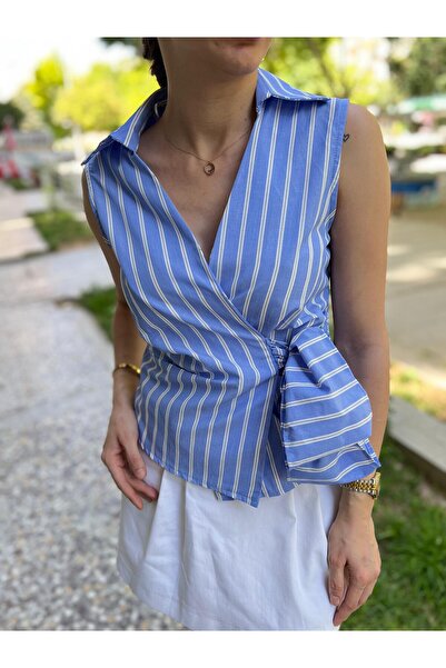 Becca Boutique Sıfır Kol Önden Bağlamalı Bluz