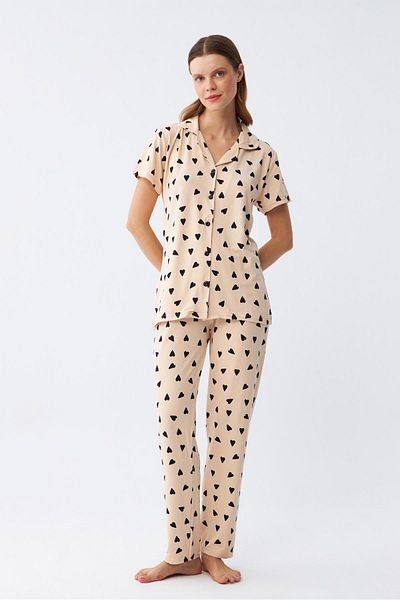 Akbeniz Women's Cream Color Heart Patterned Front Buttoned Pajama Set