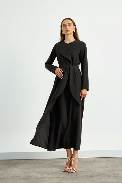 Birgül Bektaş Black Collar Detailed Belted Dress