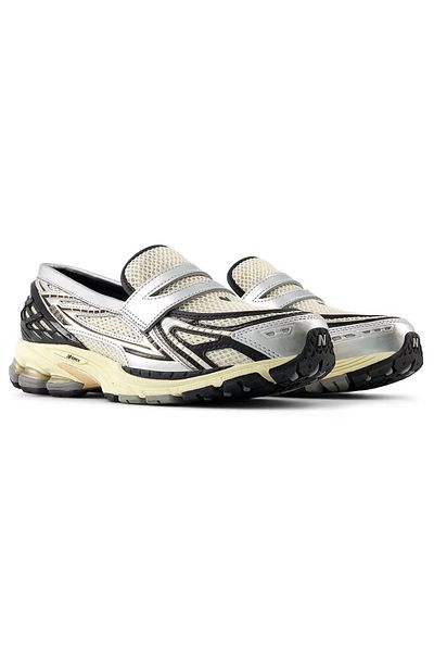 New Balance 1906L Loafers "Silver Metallic/Cream" – Unisex Lifestyle Slip-Ons