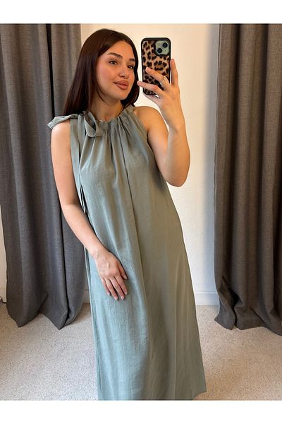 ROSSA Halter Neck Dress
