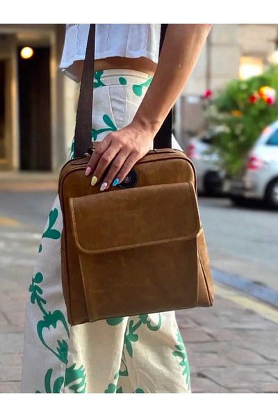 Şaşıkedi Unisex Back and Shoulder Bag