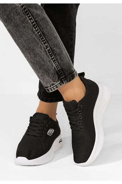 B T Shoes Women's Ashlee black sneakers