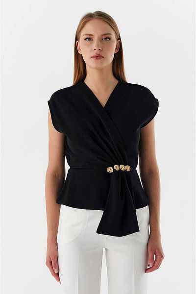 Butik Beyza Button Detailed Double Breasted Collar Stylish Blouse