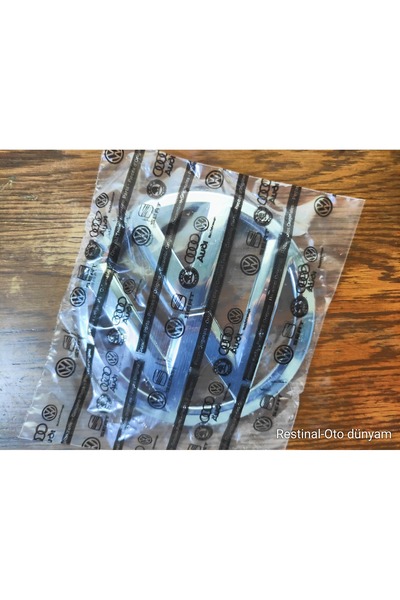 restinal “VW Golf 7 (2012-2019) 5G0 853 601 Klipsli Krom Logo Ön Panjur Arması”