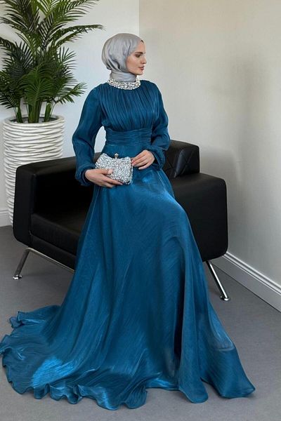MERVEN AKYÜZ Talya Neckline Stone Evening Dress Turquoise