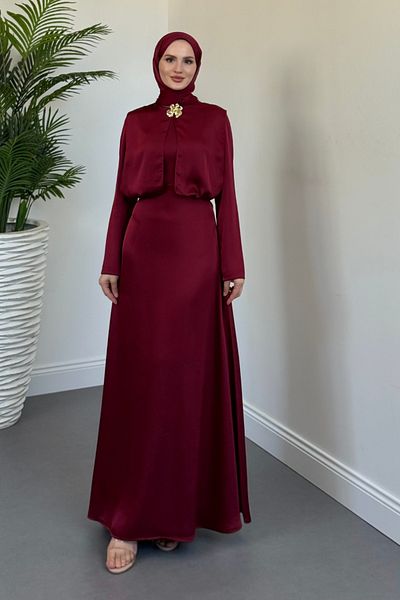 MERVEN AKYÜZ Elizan Buckle Satin Evening Dress Burgundy