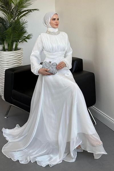 MERVEN AKYÜZ Talya Neckline Stone Evening Dress White