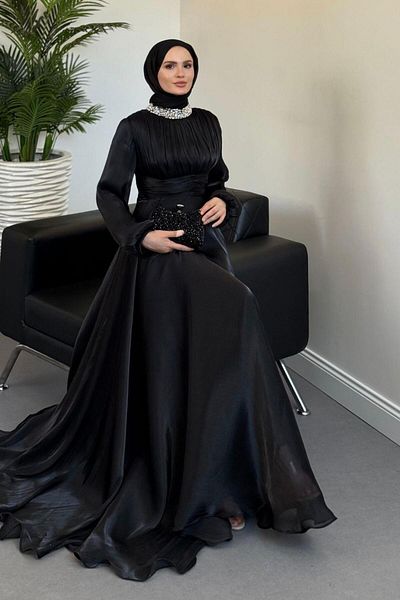 MERVEN AKYÜZ Talya Neckline Stone Evening Dress Black