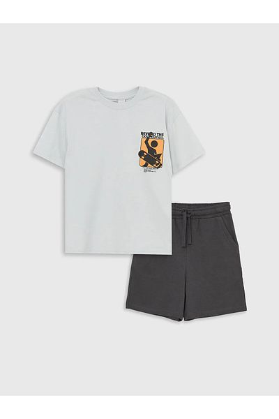 LC Waikiki Comfortable Fit Crew Neck Boys' T-Shirt and Shorts