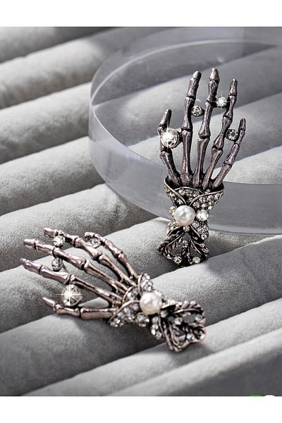 Pinkimaj Claw Gothic Earrings Metal Stone Style Model Yk2