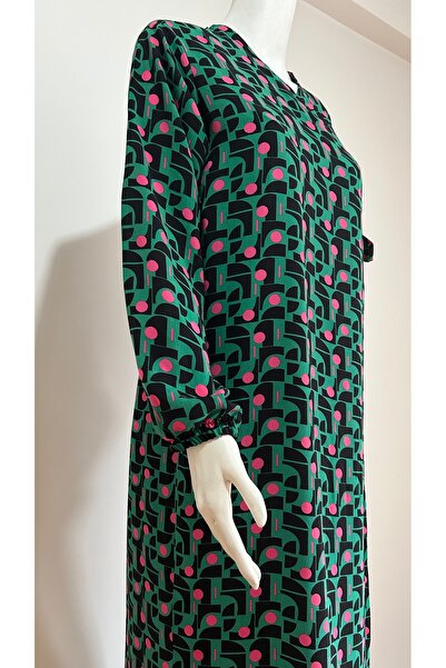 GİZGİYİM Yeşil Desenli Viskon Yandan Bağlamalı Namaz Elbisesi Büyük Beden