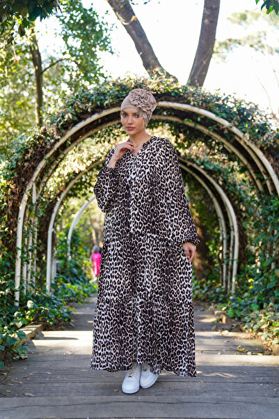 Polologin Butik Flowy Leopard Patterned Long Hijab Dress