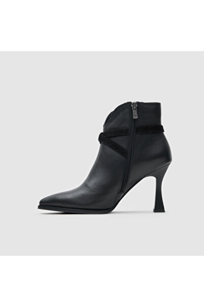TOGO Siyah Hakiki Deri & Süet Detaylı Kadın Topuklu Bot [060089]