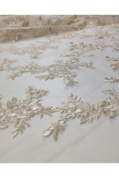 Kumaş Parça Lace in Cream Color (Width 135 cm X Length 320 cm)