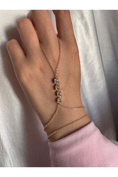 Petra Jeweils Square Stone Gold Adjustable Back Shahmeran