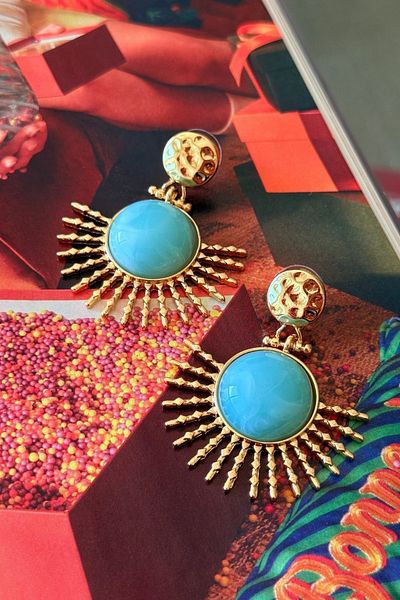 Trendy Butik Turquoise Colored Sun Earrings