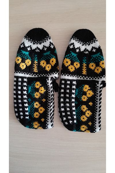 Papatyam Hand Knitted Five Skewers/Handmade Booties/Dowry Booties/Knitting/Home Booties/Handmade Socks