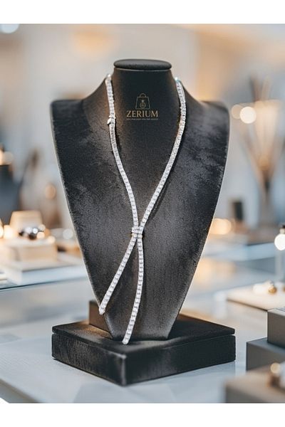 ZERİUM Minimal Sparkling Waterway Luxury Women's Necklace