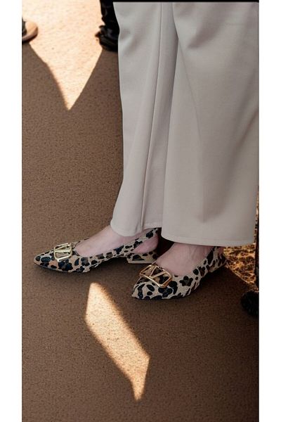 muhhu moda Let's Use It Daily, Buckle Detail, 2 cm High, Leopard Material, Ballerina, Full Mold,