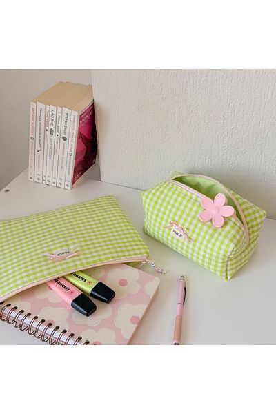 PİNKUE Pinkue Set of 2 – 11 Inch Laptop Case & Makeup Bag (Green Plaid)