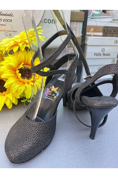 bitangosu Relief Leather Brown Closed Toe, Butterfly Model 8.5 cm Heel Length Tango, Salon and Dance Shoes