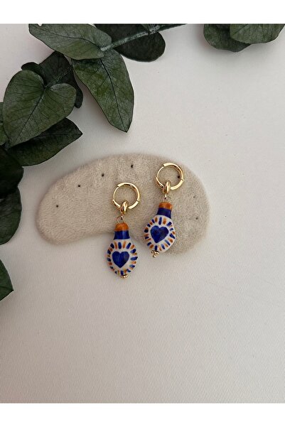 YENGEÇ Porcelain Dangle Earrings with Heart Charm