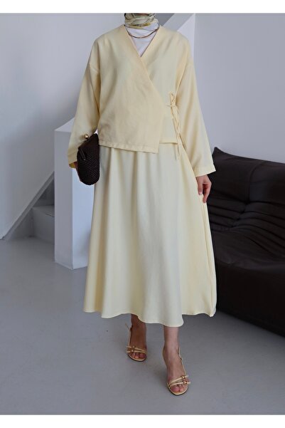 MOONSC Etekli̇ Ki̇mi̇no Tesettür Set