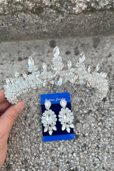 Hobigram Thalia Crown Three Shuttle Earrings Set Silver – Sparkling Evening Dress Accessory with Stones for Bridal Henna Wedding