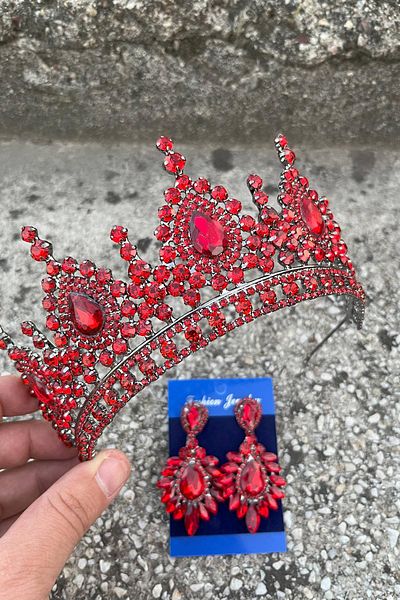 Hobigram Eveline Red Crown Wide Shuttle Earring Set – Henna Engagement Wedding Evening Dress Accessory Set