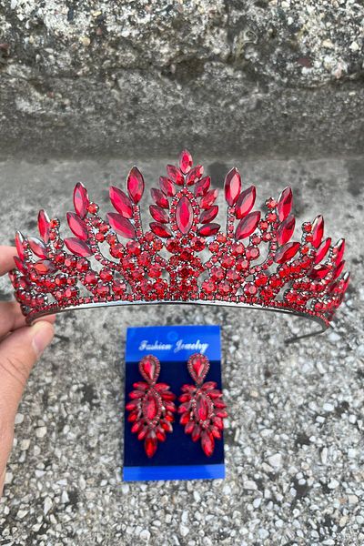 Hobigram Madeline Bridal Set – Red Crown and Thin Shuttlecock Earring Set, Henna Wedding Accessory