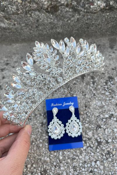 Hobigram Madeline Bridal Set – Silver Crown and Drop Shuttle Earrings Set, Henna Wedding Accessory