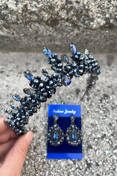 Hobigram Thalia Crown Drop Shuttle Earring Set Navy Blue – Sparkling Evening Dress Accessory with Stones for Bridal Henna Wedding