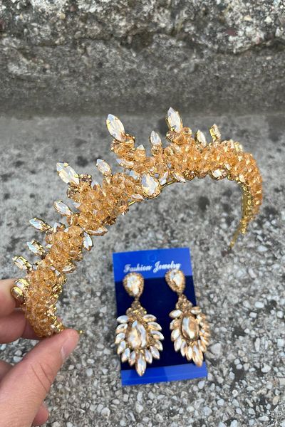 Hobigram Thalia Crown Wide Shuttle Earring Set Gold – Sparkling Evening Dress Accessory with Stones for Bridal Henna Wedding