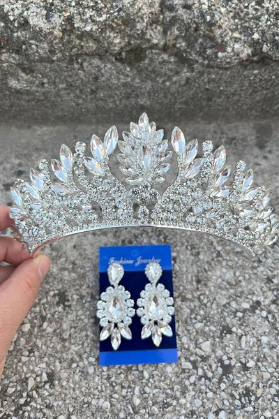 Hobigram Madeline Bridal Set – Silver Crown and Three Shuttle Earrings Set, Henna Wedding Accessory