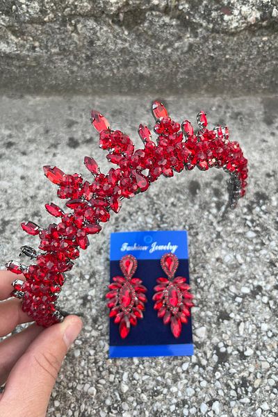 Hobigram Thalia Crown Thin Shuttle Earring Set Red – Bridal Henna Sparkling Evening Dress Accessory with Stones for Wedding