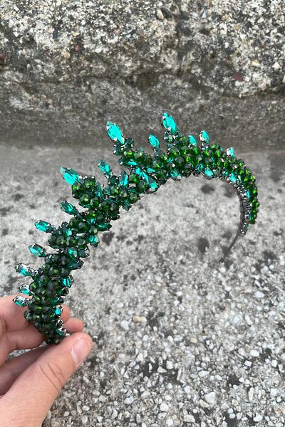 Hobigram Thalia Model Green Crown – Bridal Henna Wedding Evening Dress with Stones for a Showy Hair Crown