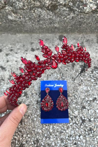 Hobigram Thalia Crown Drop Shuttle Earring Set Burgundy – Sparkling Evening Dress Accessory with Stones for Bridal Henna Wedding
