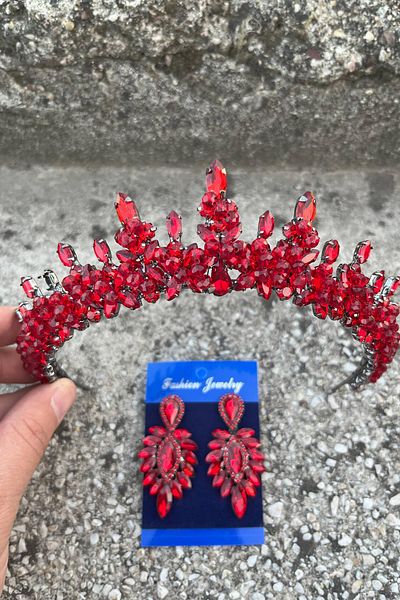 Hobigram Thalia Crown Thin Shuttle Earring Set Red – Bridal Henna Sparkling Evening Dress Accessory with Stones for Wedding