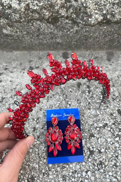 Hobigram Thalia Crown Three Shuttle Earrings Set Red – Sparkling Evening Dress Accessory with Stones for Bridal Henna Wedding