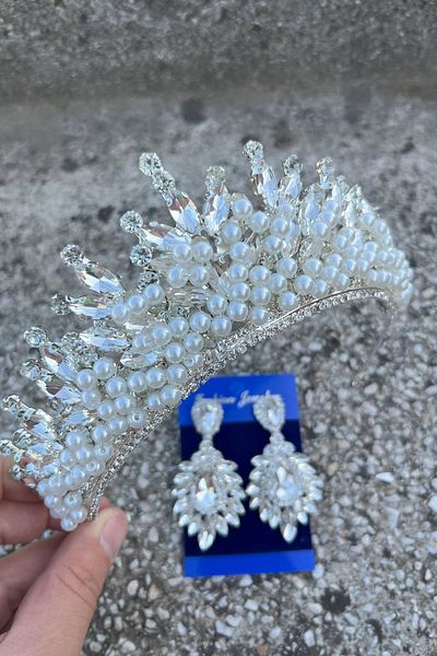 Hobigram Daisy Cream Pearl Crown and Wide Shuttle Earrings Set – Sparkling Evening Dress Bridal Set