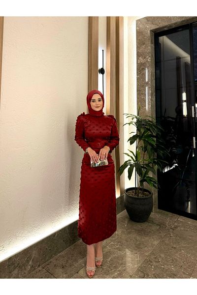 By Atelier Βραδινό φόρεμα με μολύβι μπορντό Perla Hijab