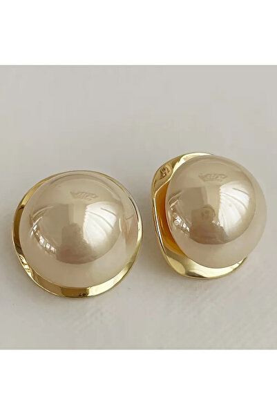 Chic Charms Altın Renk Yuvarlak Üstü Krem Büyük İncili Sabit Küpeler