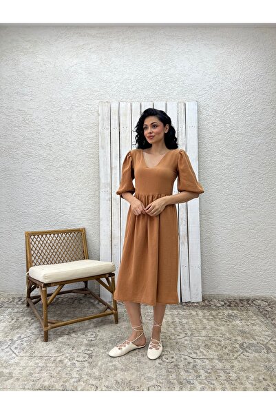 KÜÇÜĞÜM BUTİK Φόρεμα Camel V Neck Muslin