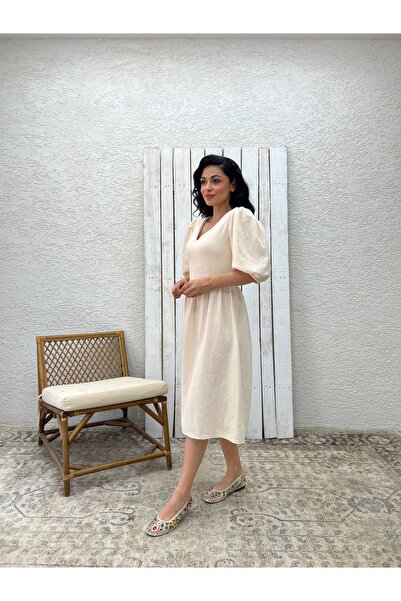 KÜÇÜĞÜM BUTİK Κρεμ φόρεμα μουσελίνας με λαιμόκοψη