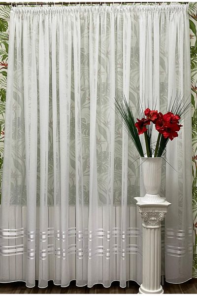 Liz Line Curtain with drapery, various sizes and colors, from the "Crystalline" collection by Liz Line