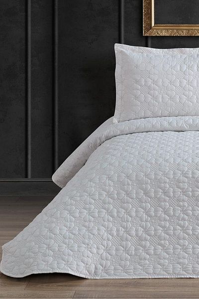 BELENAY HOME Lima 3 Piece Bedspread Set – Double, Fiber Filled, Flounced Pillowcases