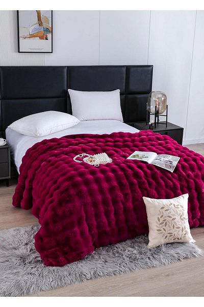 FIONNA.RO Rabbit Faux Fur Blanket With Zipper - Raspberry Red
