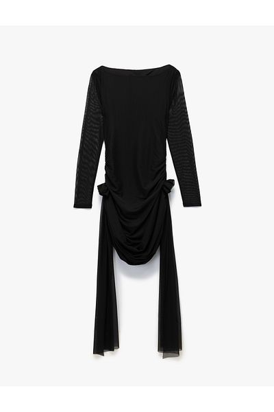 Koton Μίνι Bodycon φόρεμα με μακρυμάνικο λαιμόκοψη με λεπτομέρεια τριαντάφυλλου από τούλι
