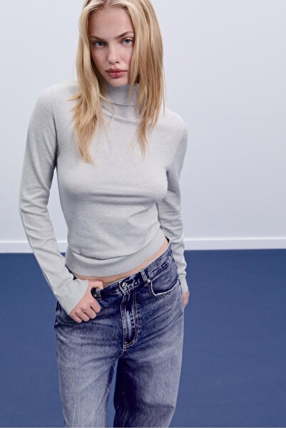 Stradivarius Basic balıkçı yaka örgü kazak